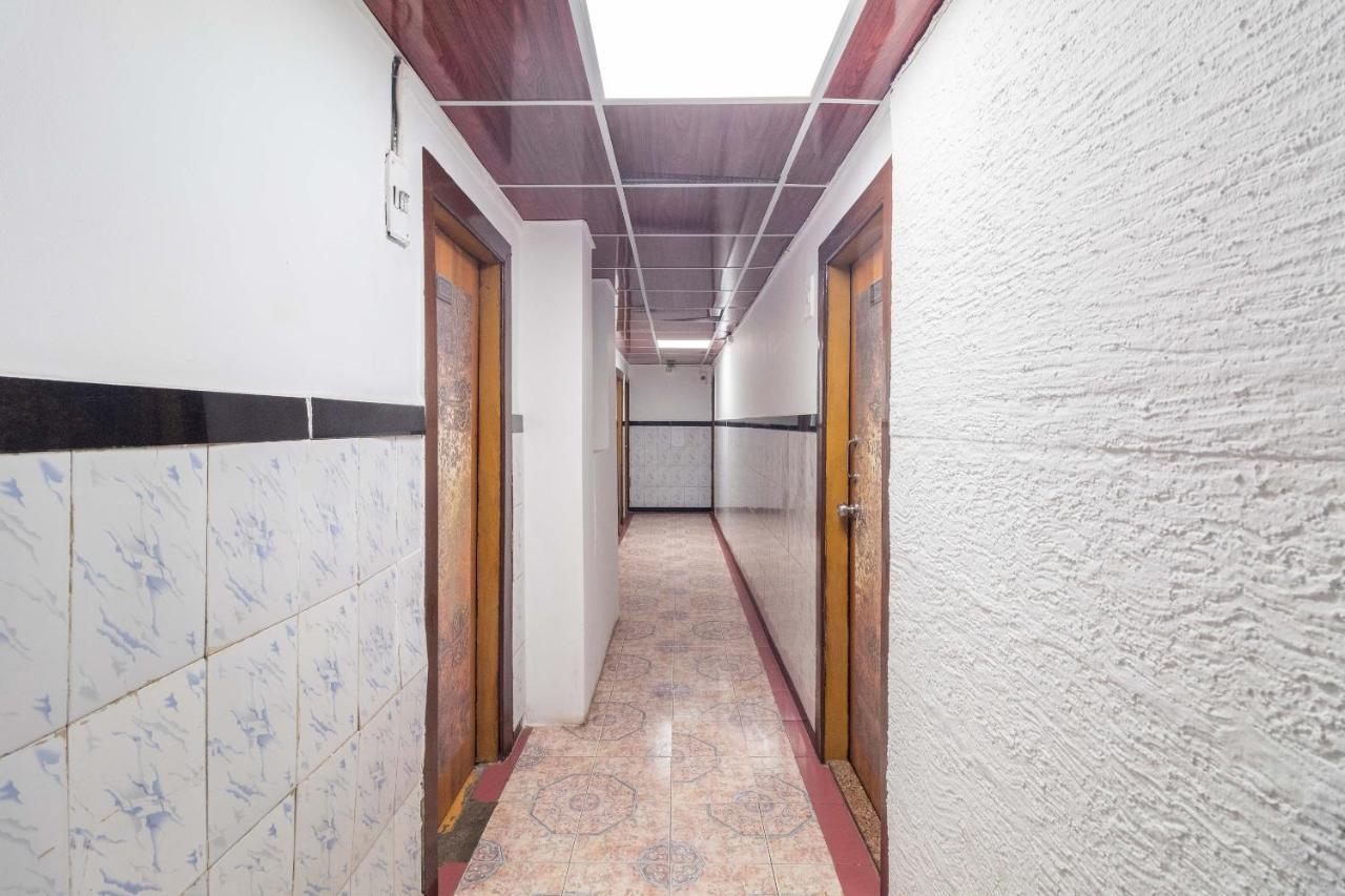 Oyo 71397 Hotel Guru ムンバイ エクステリア 写真